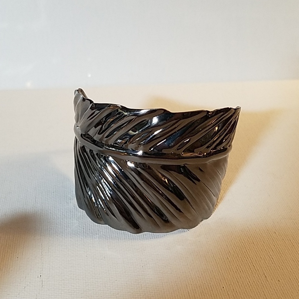 Leaf Cuff Bracelet Deep Dark Silver Tone